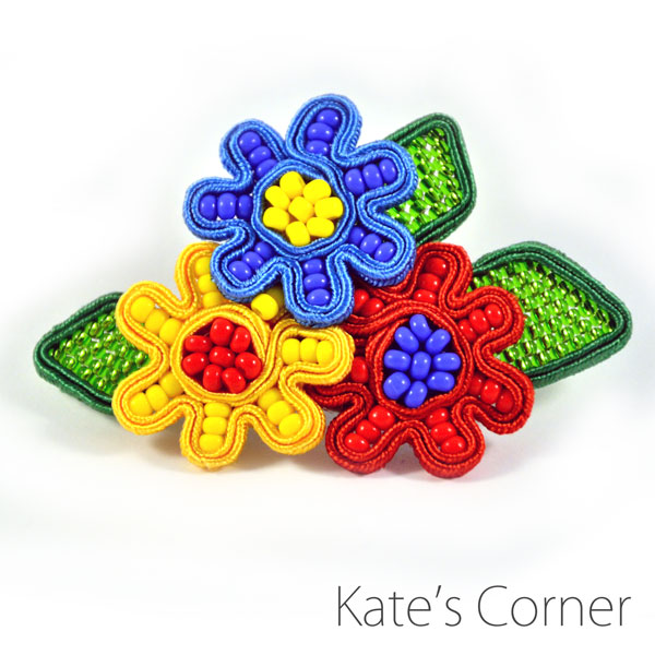 Colourful flowers brooch