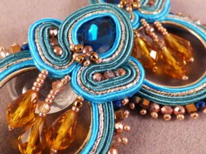 Soutache elements